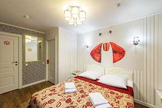 Гостиница Арт Авеню Санкт-Петербург Улучшенный двухместный номер с 1 кроватью или 2 отдельными кроватями-3