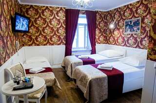 Гостиница Арт Авеню Санкт-Петербург Семейный трехместный номер-1