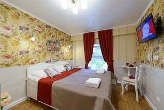 Гостиница Арт Авеню Санкт-Петербург Улучшенный Двухместный (одна двуспальная или две односпальных кровати) Плюс-2