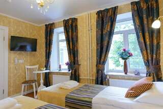 Гостиница Арт Авеню Санкт-Петербург Улучшенный Двухместный (одна двуспальная или две односпальных кровати) Плюс-5